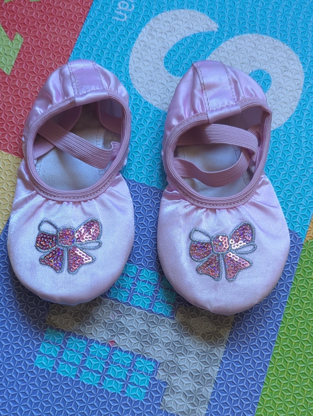 Toddler (Size 7)  Pink Ballet Flats with Sequin Bow